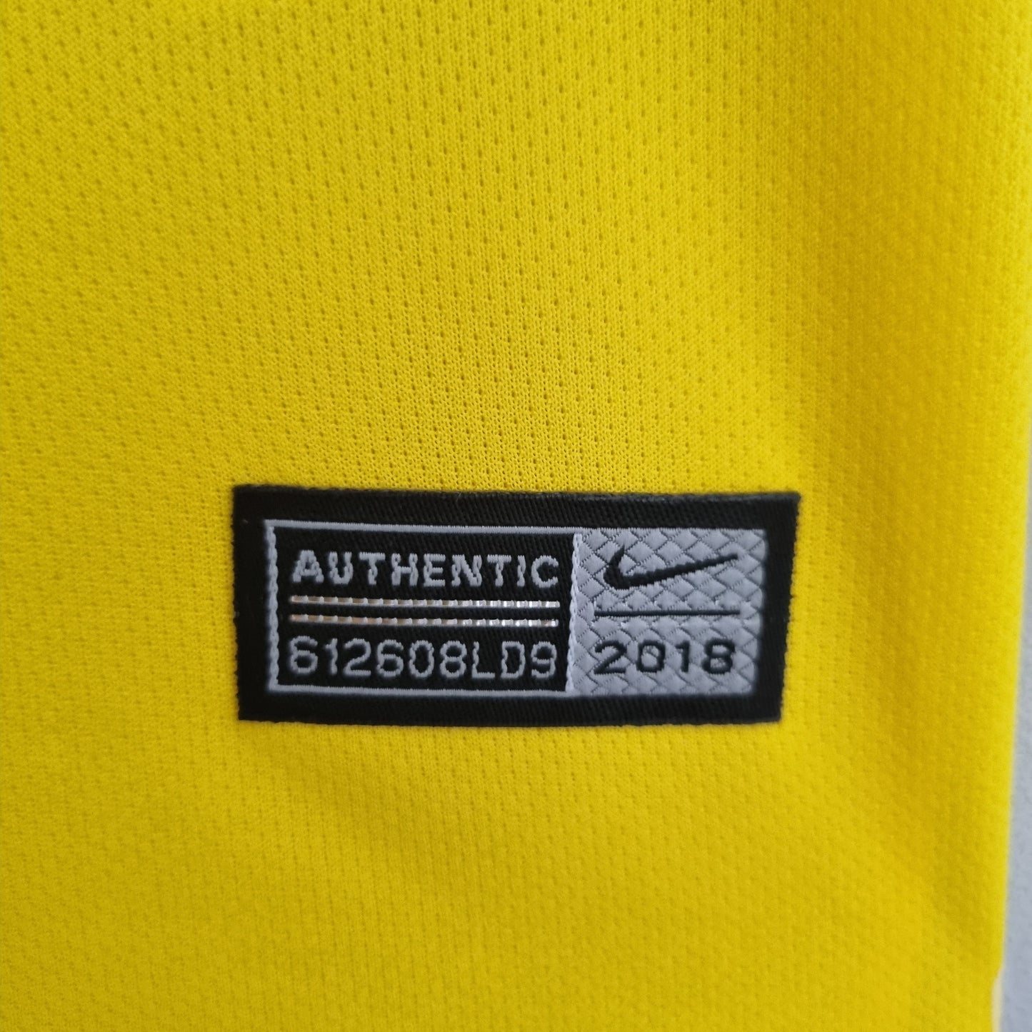 CAMISETA BRASIL I 2018 HOMBRE (RETRO)