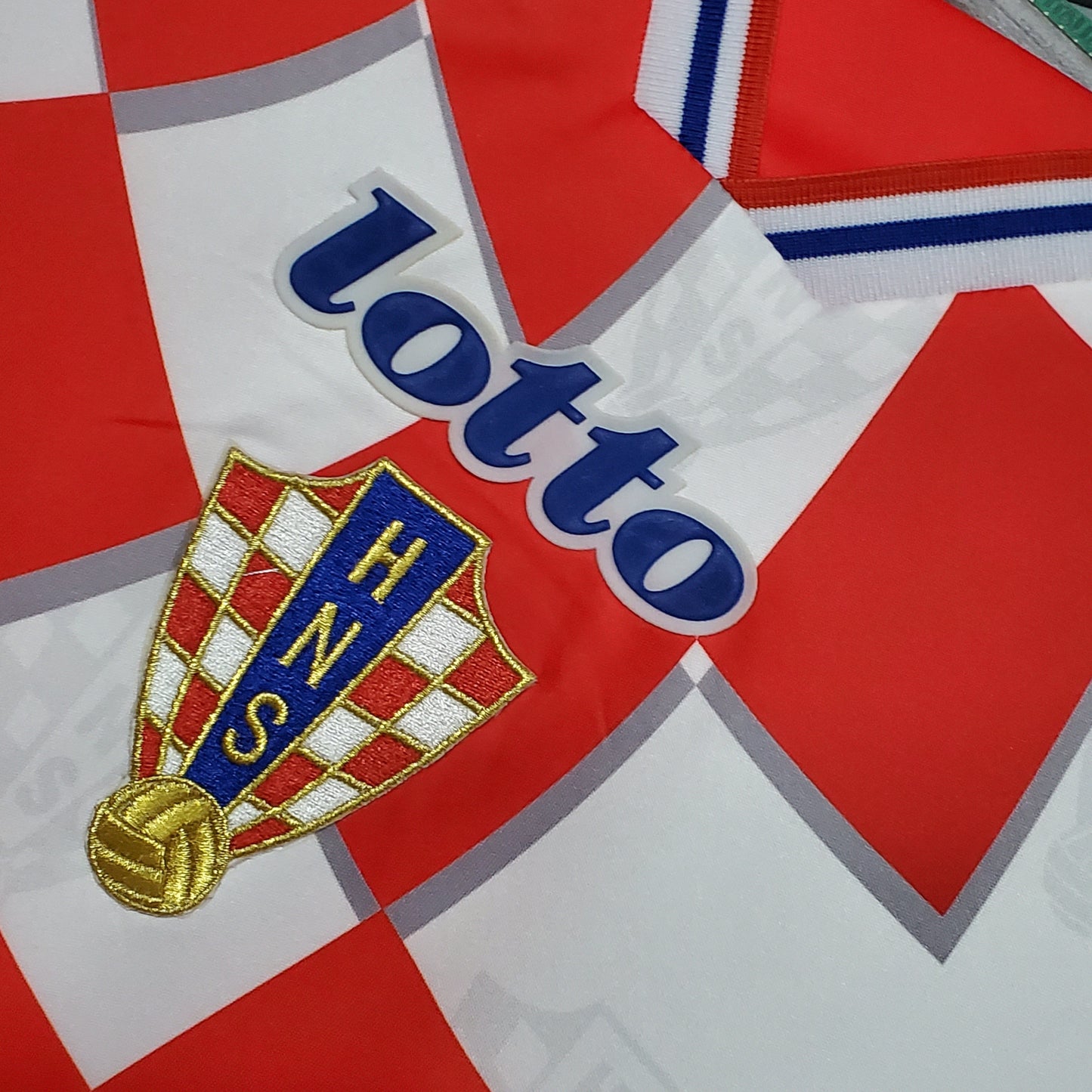 CAMISETA CROACIA II 1998 HOMBRE (RETRO)