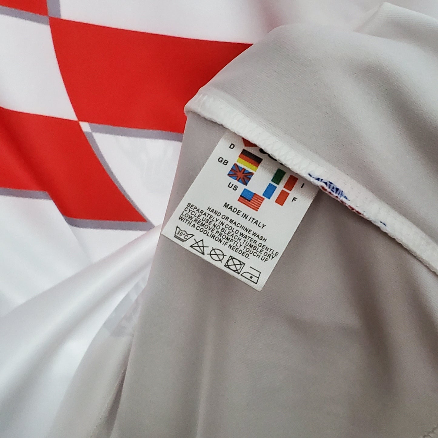 CAMISETA CROACIA II 1998 HOMBRE (RETRO)