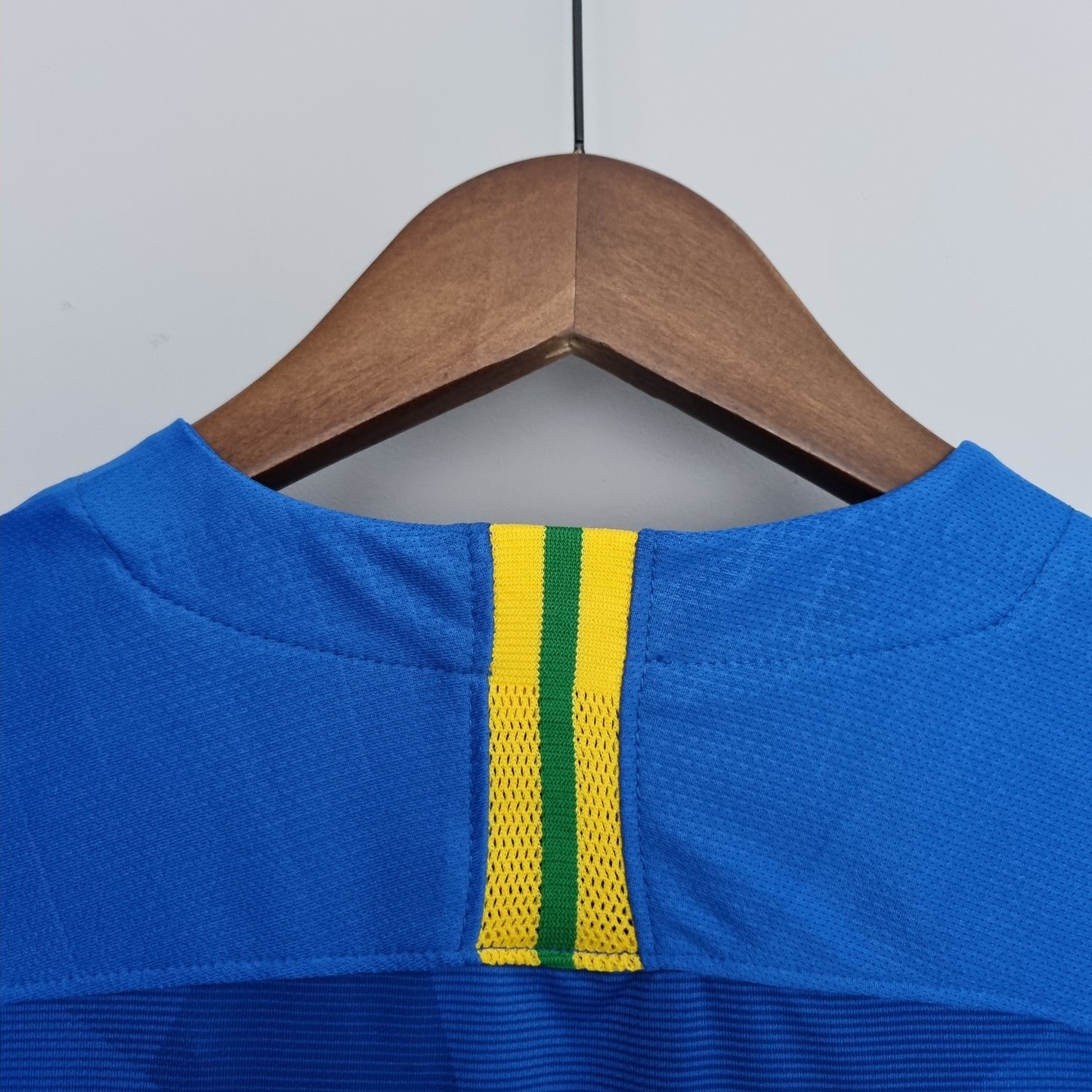 CAMISETA BRASIL II 2018 HOMBRE (RETRO)