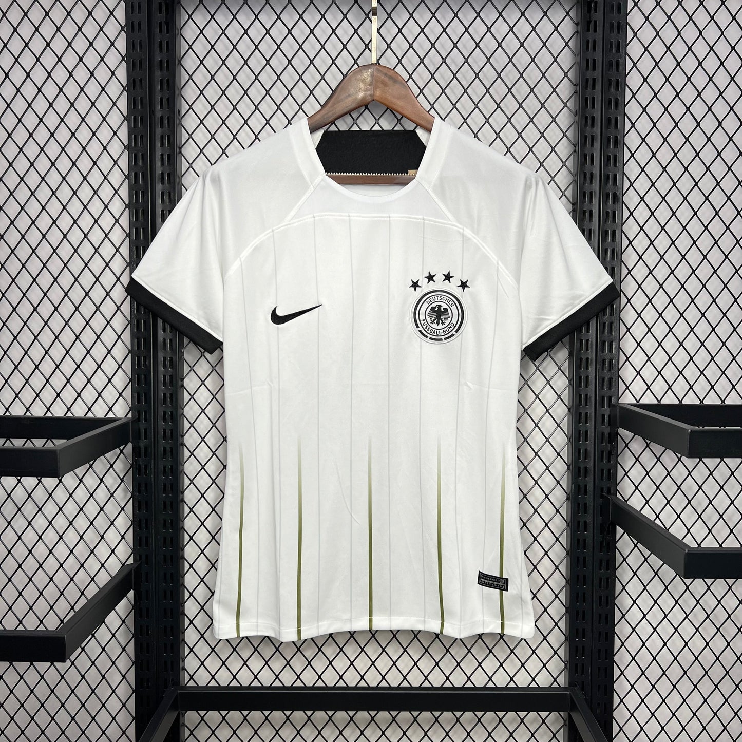 CAMISETA ALEMANIA EDICIÓN ESPECIAL II 24/25 MUJER