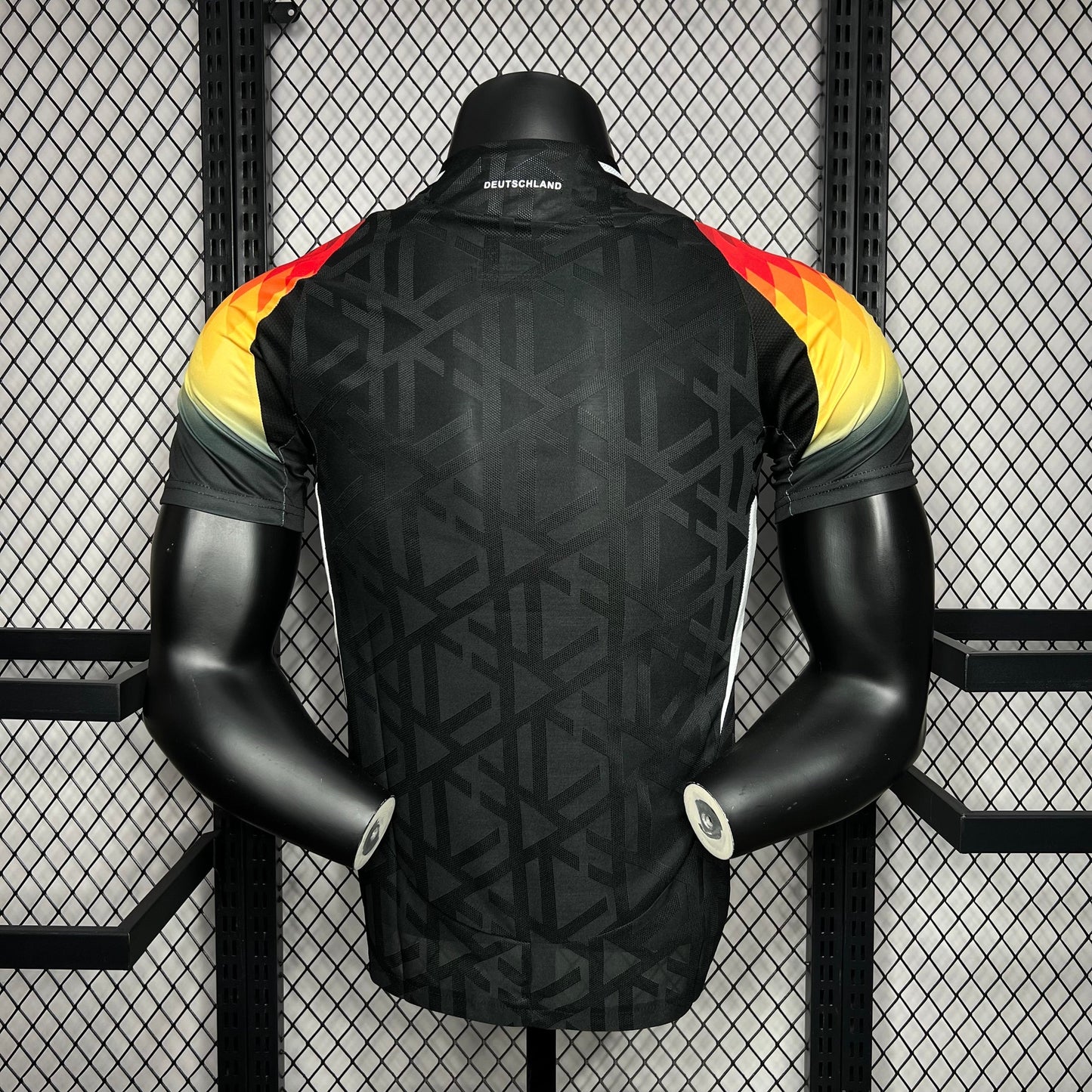 CAMISETA ALEMANIA ENTRENAMIENTO II 24/25 HOMBRE (VERSIÓN JUGADOR)