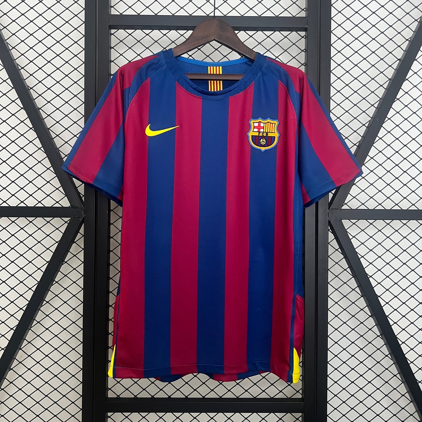 CAMISETA BARCELONA I 05/06 HOMBRE (RETRO)