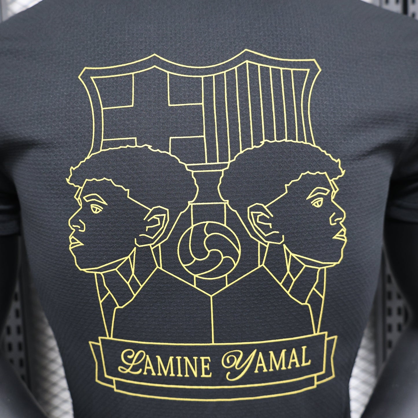 CAMISETA BARCELONA EDICIÓN LIMITADA LAMINE YAMAL II 2024 HOMBRE (VERSIÓN JUGADOR)