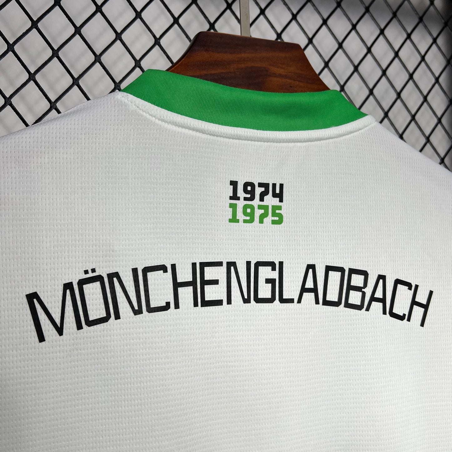 CAMISETA BORUSSIA MONCHENGLADBACH I 24/25 HOMBRE