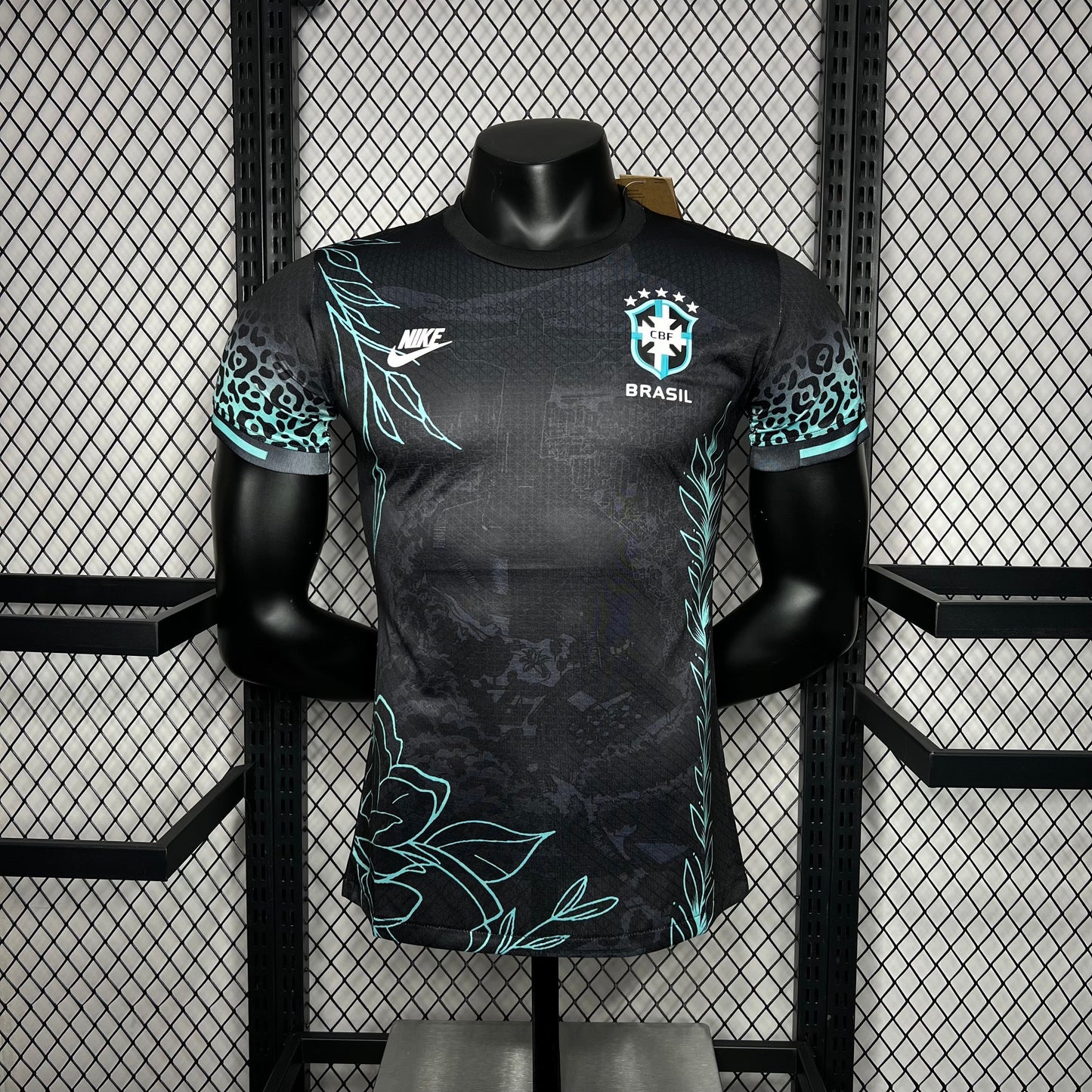 CAMISETA BRASIL EDICIÓN ESPECIAL VI 2024 HOMBRE (VERSIÓN JUGADOR)