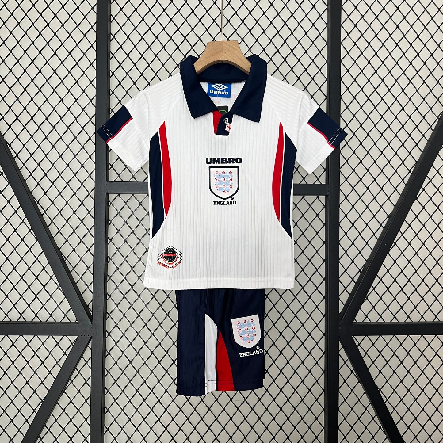 INGLATERRA I 1998 CONJUNTO INFANTIL (RETRO)