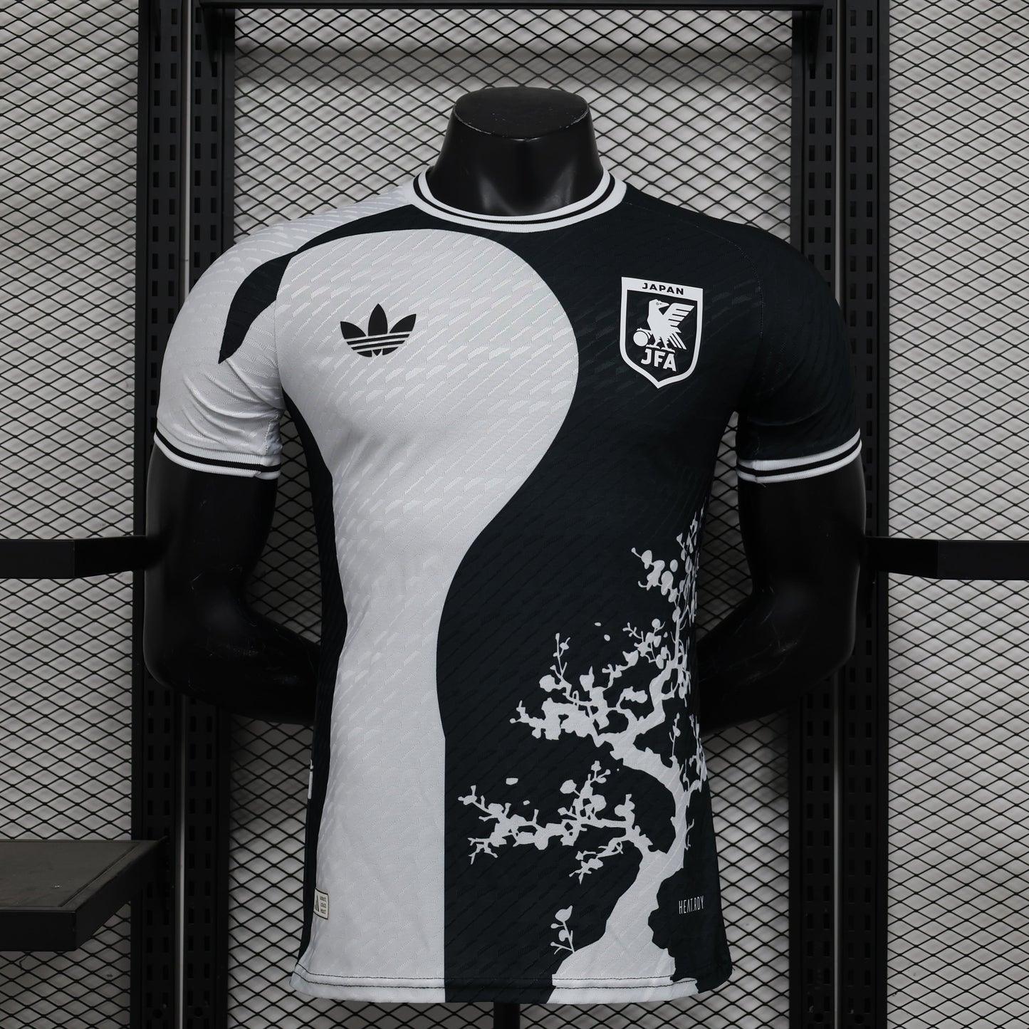 CAMISETA JAPÓN EDICIÓN LIMITADA XXXIII 24/25 HOMBRE (VERSIÓN JUGADOR)