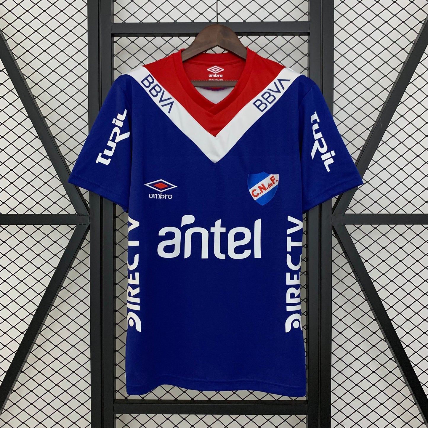 CAMISETA NACIONAL DE URUGUAY ENTRENAMIENTO I 25/26 HOMBRE