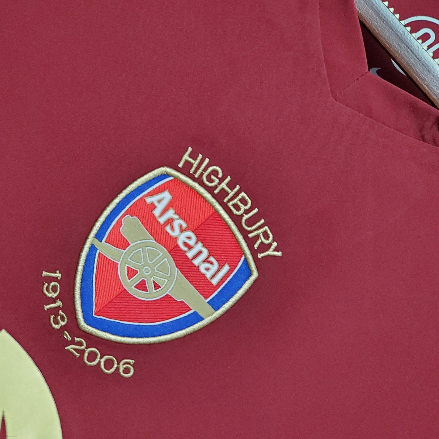 CAMISETA ARSENAL II 05/06 HOMBRE (RETRO)