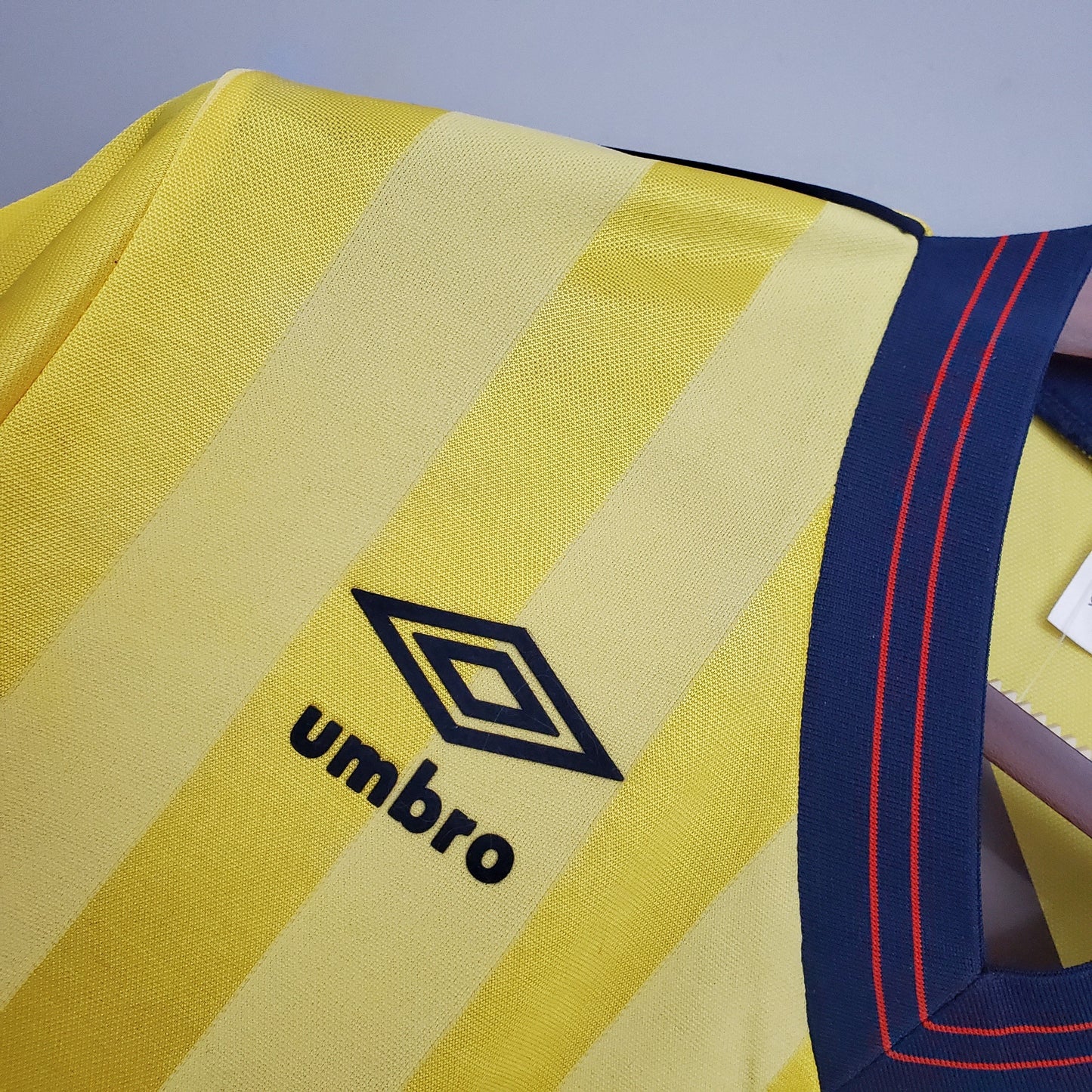 CAMISETA ARSENAL II 83/86 HOMBRE (RETRO)