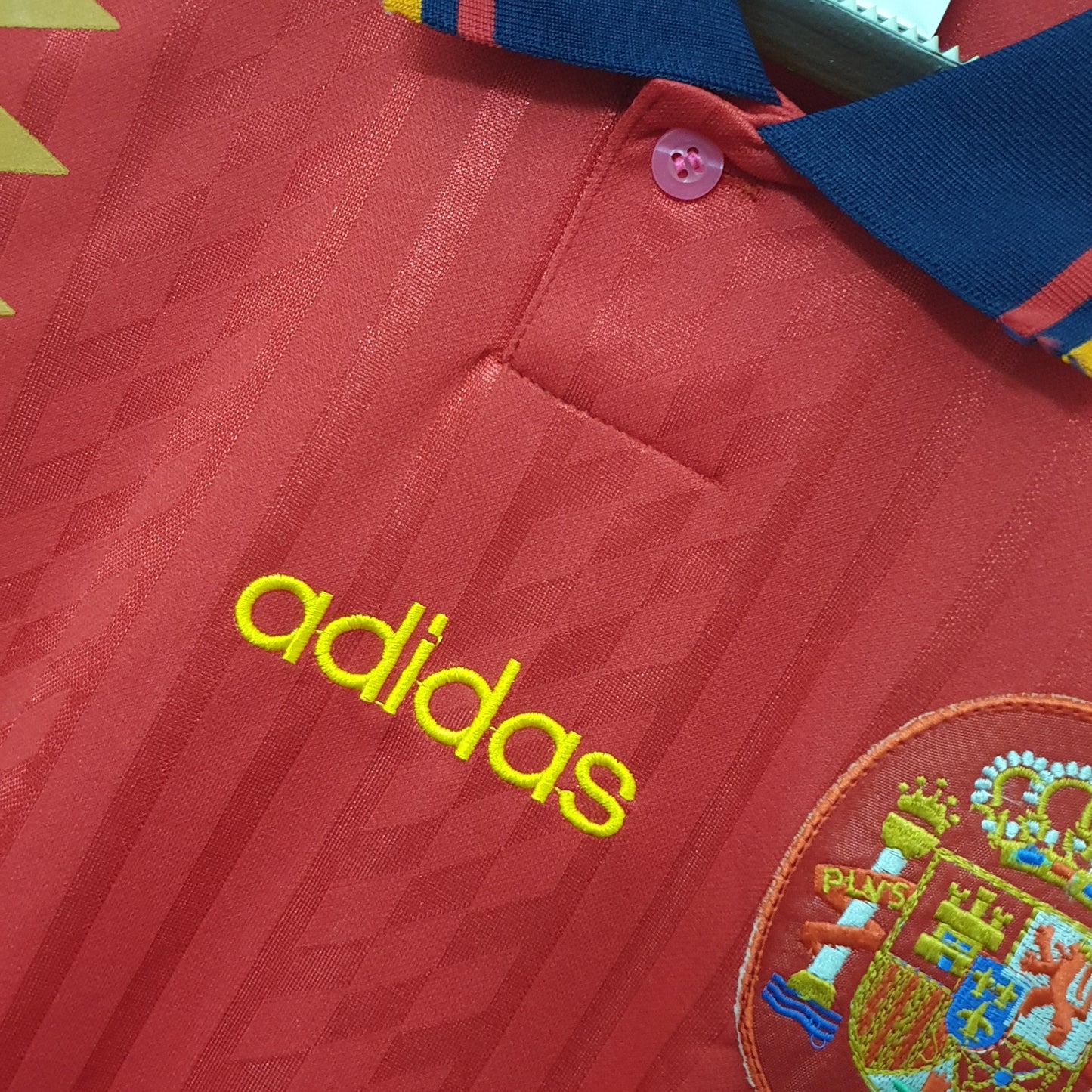 CAMISETA ESPAÑA l 1994 HOMBRE (RETRO)
