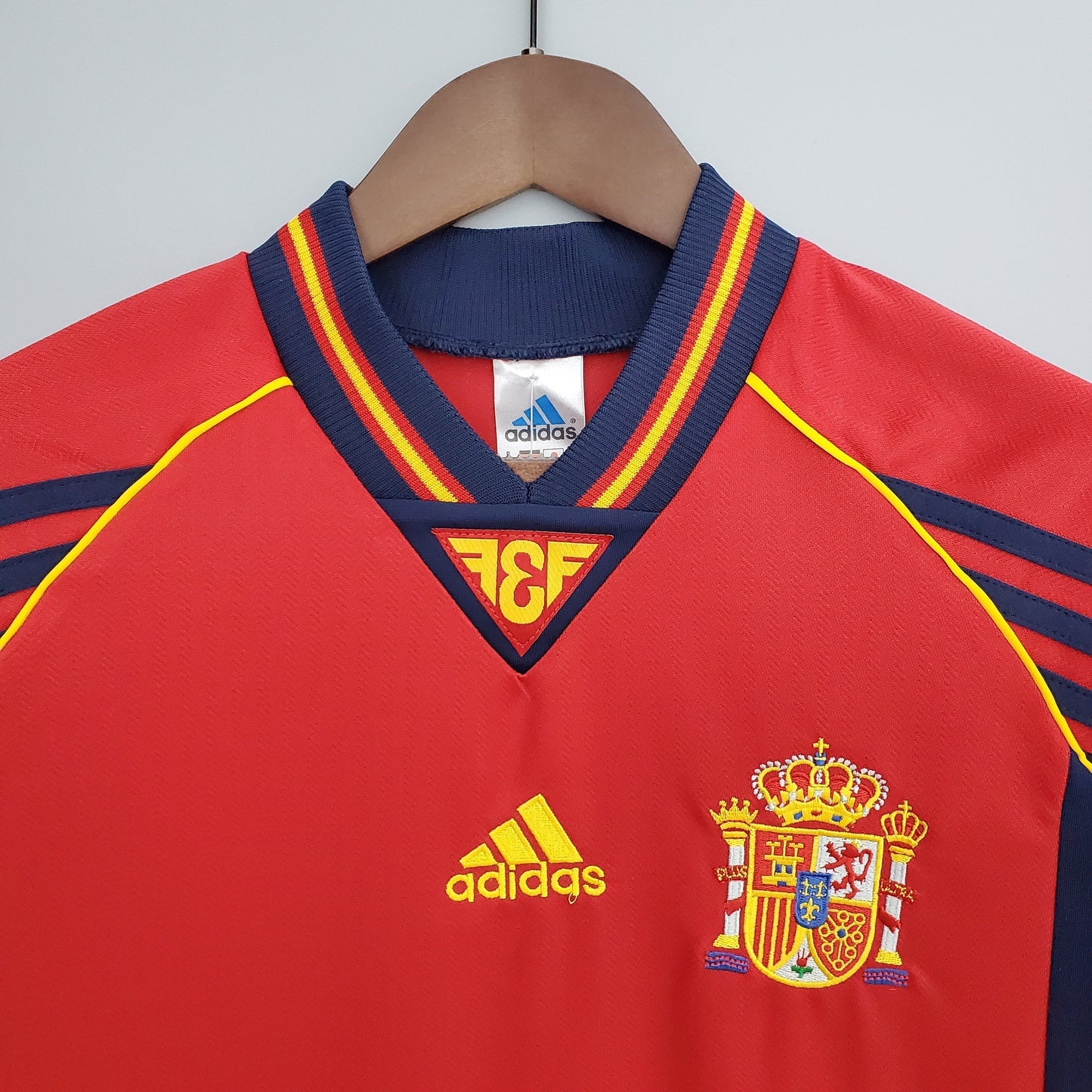 CAMISETA ESPAÑA l 1998 HOMBRE (RETRO)