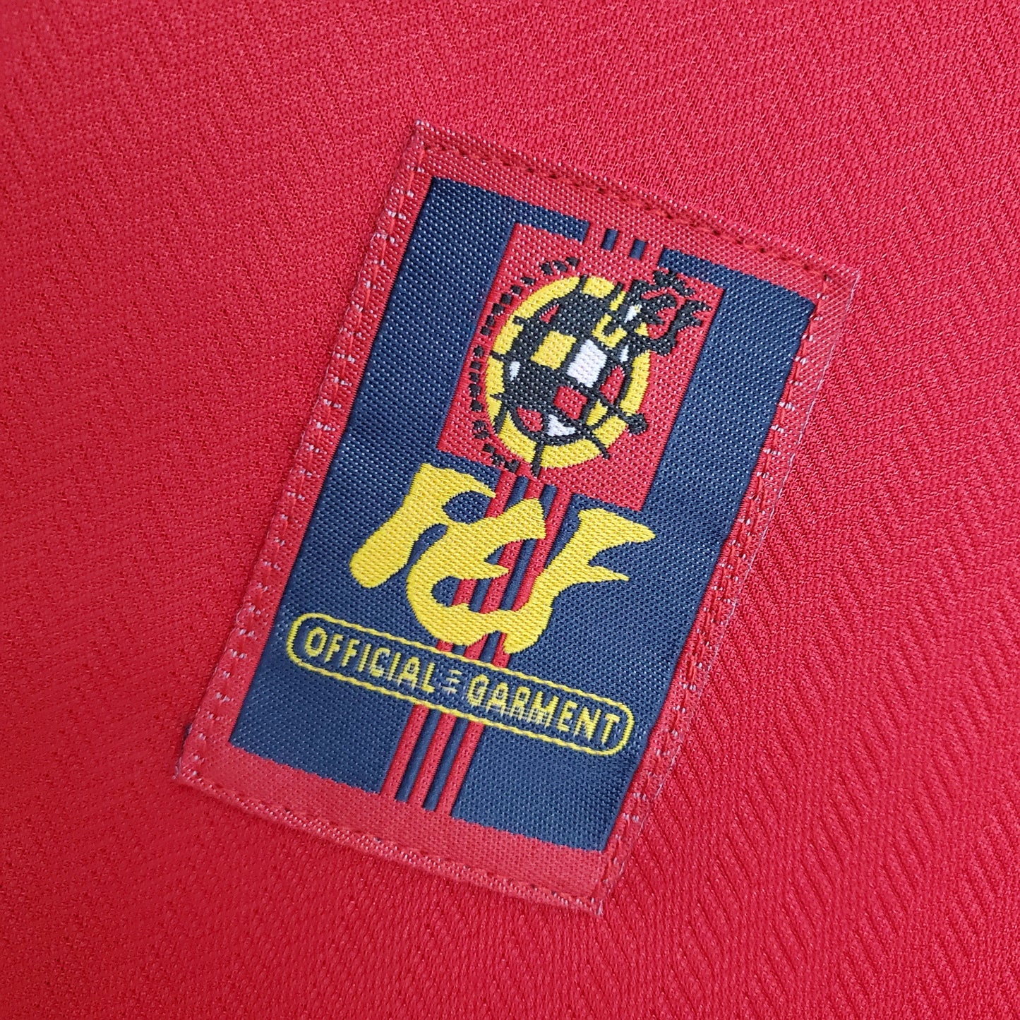 CAMISETA ESPAÑA l 1998 HOMBRE (RETRO)
