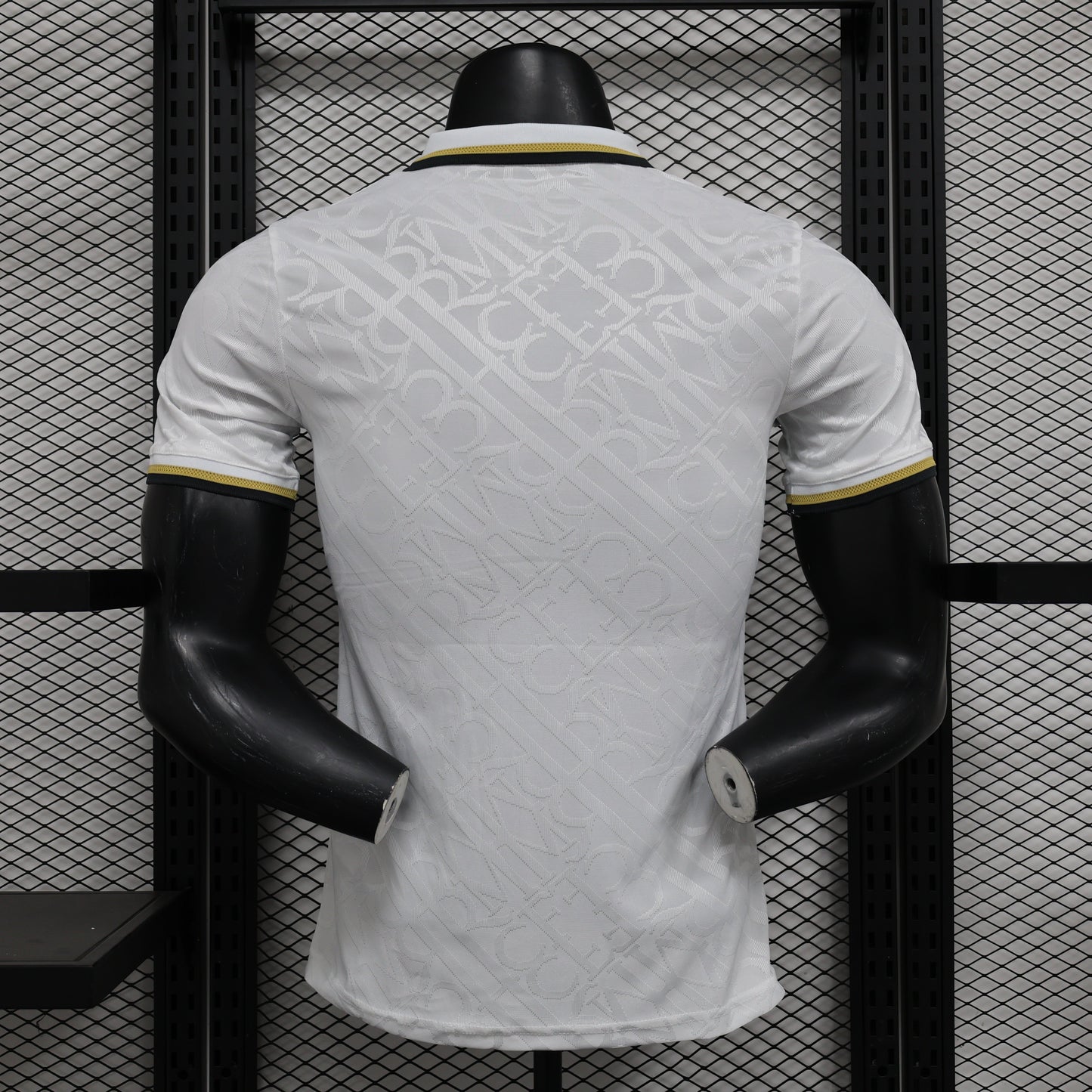 CAMISETA REAL MADRID EDICIÓN ESPECIAL XVI 24/25 HOMBRE (VERSIÓN JUGADOR)