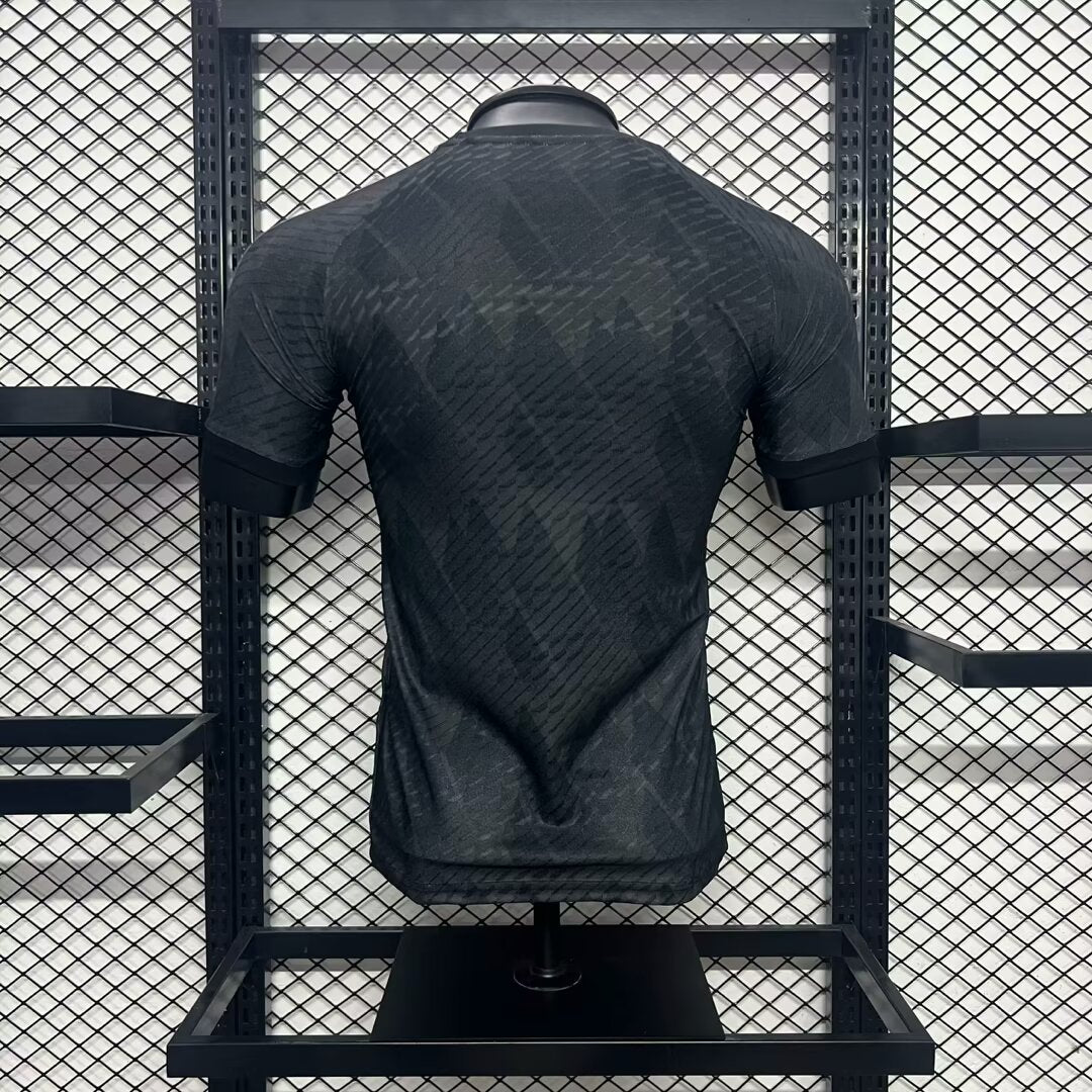 CAMISETA REAL MADRID EDICIÓN ESPECIAL XI 24/25 HOMBRE (VERSIÓN JUGADOR)