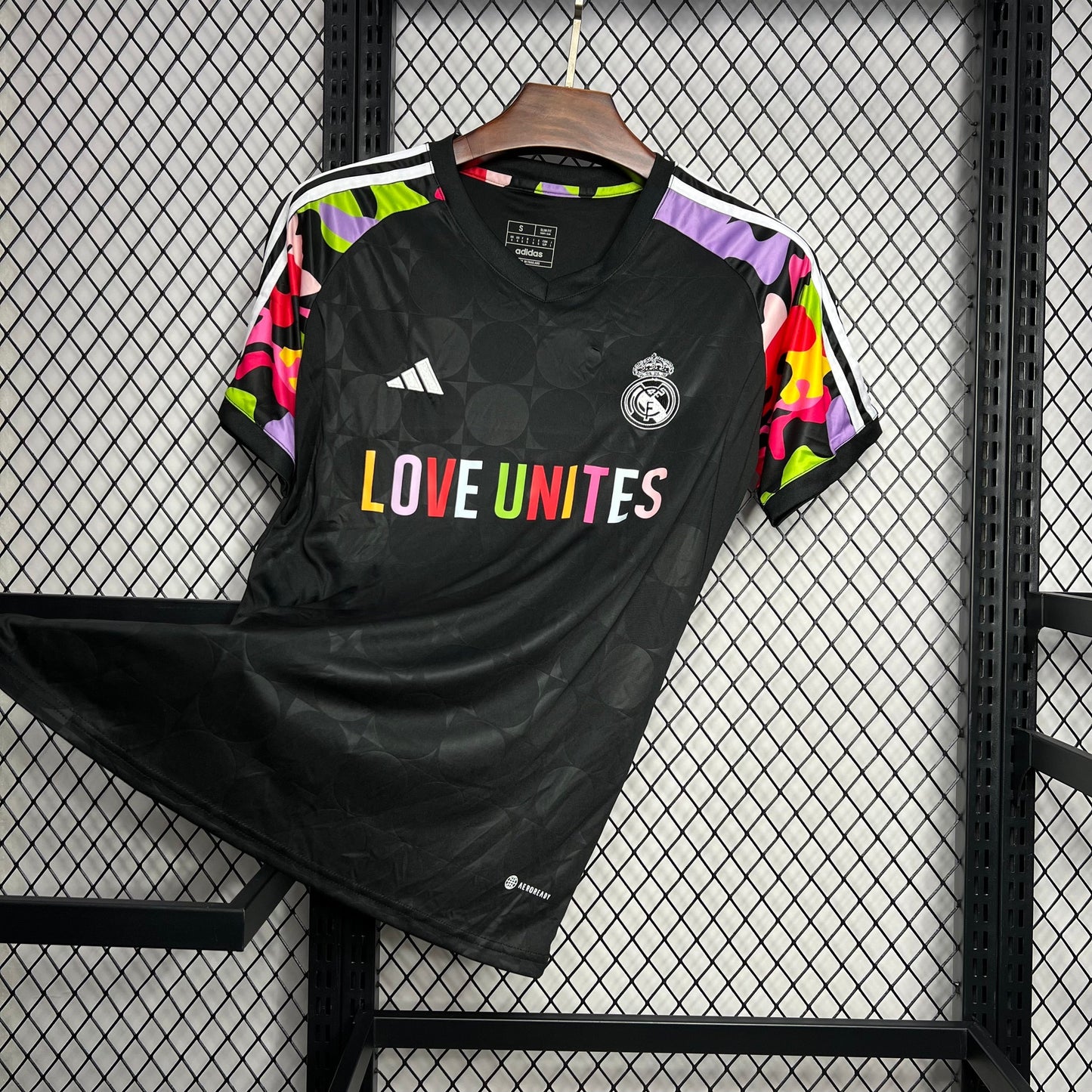 CAMISETA REAL MADRID ENTRENAMIENTO III 24/25 HOMBRE (VERSIÓN JUGADOR)