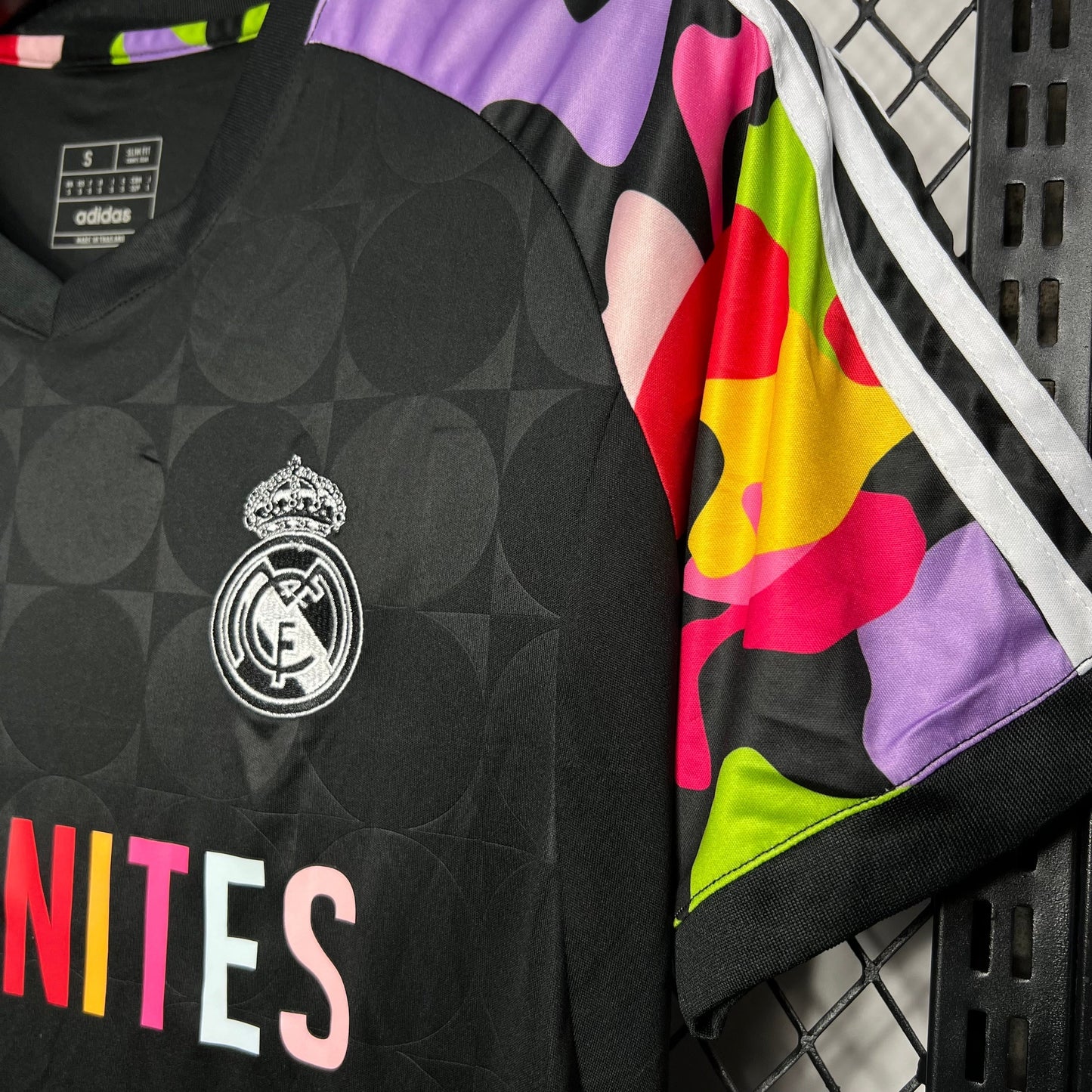 CAMISETA REAL MADRID ENTRENAMIENTO III 24/25 HOMBRE (VERSIÓN JUGADOR)