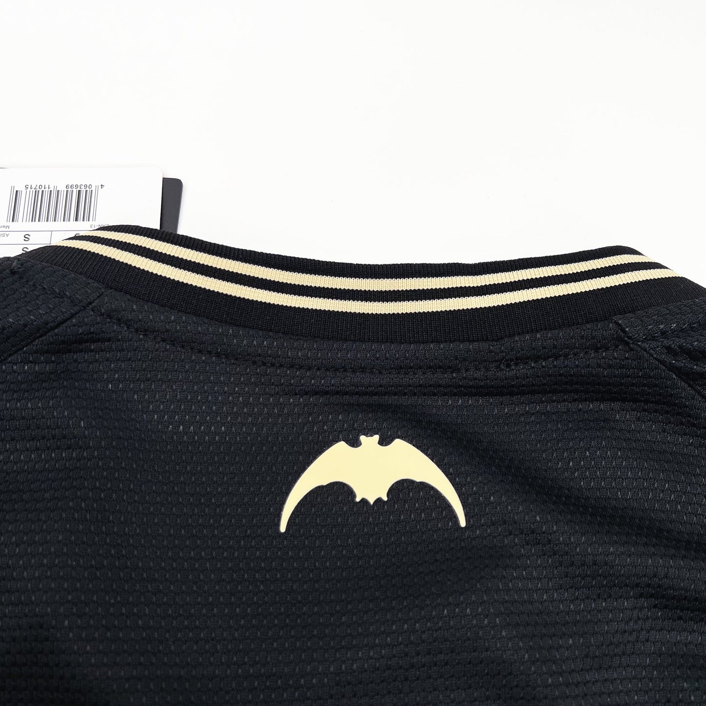 CAMISETA VALENCIA EDICIÓN LIMITADA NEGRA 24/25 HOMBRE