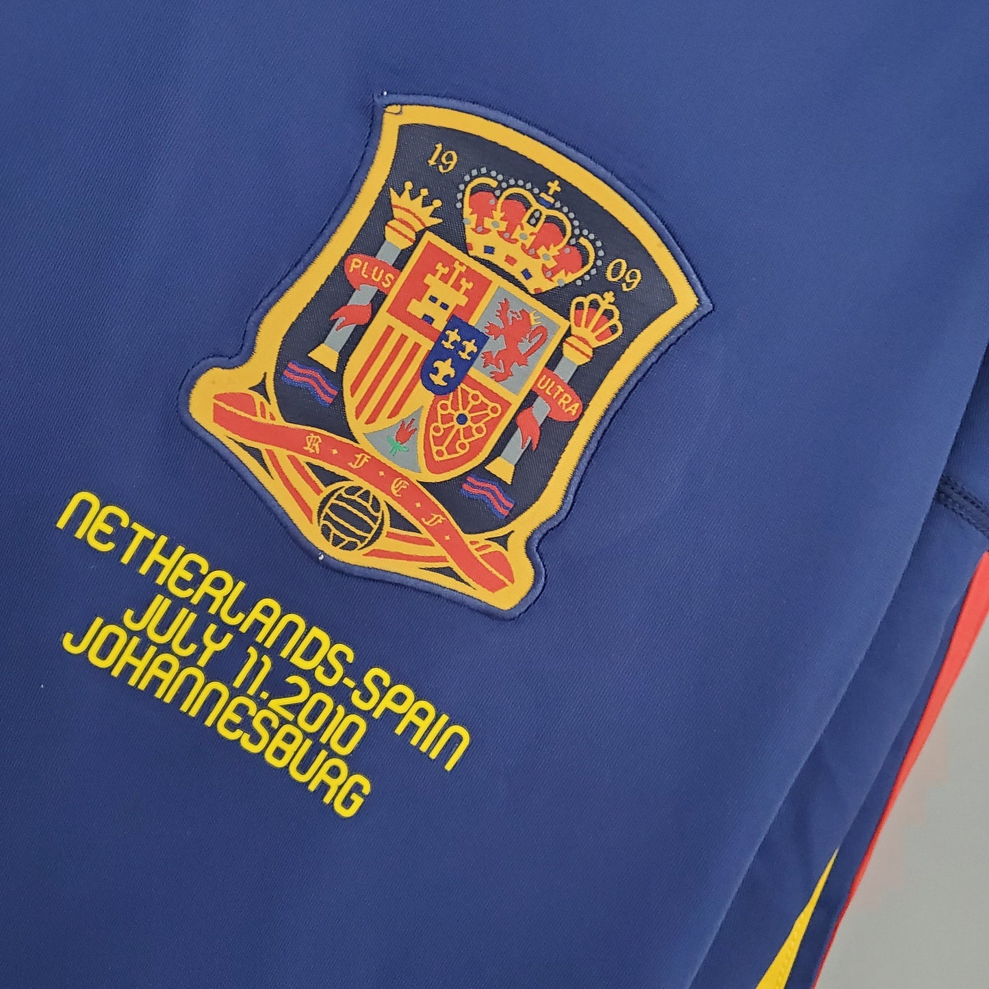 CAMISETA ESPAÑA MUNDIAL I 2010 HOMBRE (RETRO)