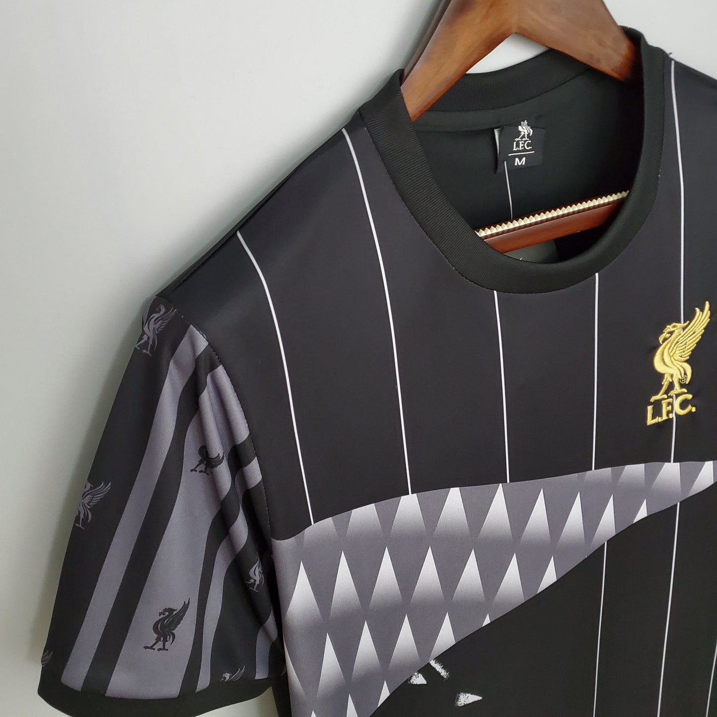 CAMISETA LIVERPOOL I EDICIÓN ESPECIAL HOMBRE (RETRO)