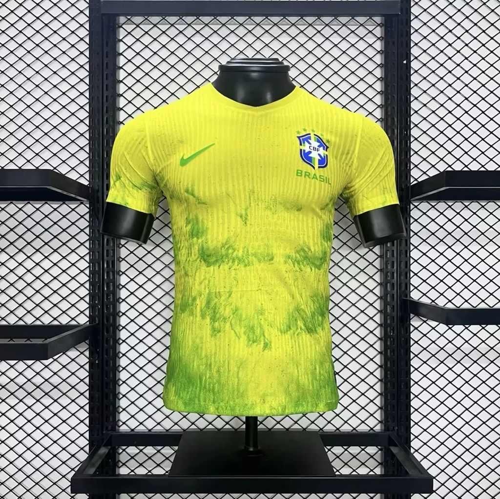 CAMISETA BRASIL EDICIÓN ESPECIAL V 2024 HOMBRE (VERSIÓN JUGADOR)
