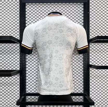 CAMISETA ESPAÑA EDICIÓN ESPECIAL III 2024 HOMBRE (VERSIÓN JUGADOR)