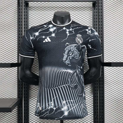 CAMISETA REAL MADRID EDICIÓN ESPECIAL XIII 24/25 HOMBRE (VERSIÓN JUGADOR)