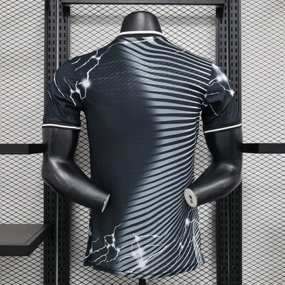 CAMISETA REAL MADRID EDICIÓN ESPECIAL XIII 24/25 HOMBRE (VERSIÓN JUGADOR)