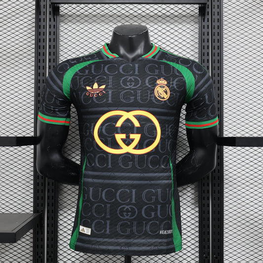 CAMISETA REAL MADRID EDICIÓN ESPECIAL GUCCI 24/25 HOMBRE (VERSIÓN JUGADOR)