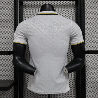 CAMISETA REAL MADRID EDICIÓN ESPECIAL XVI 24/25 HOMBRE (VERSIÓN JUGADOR)
